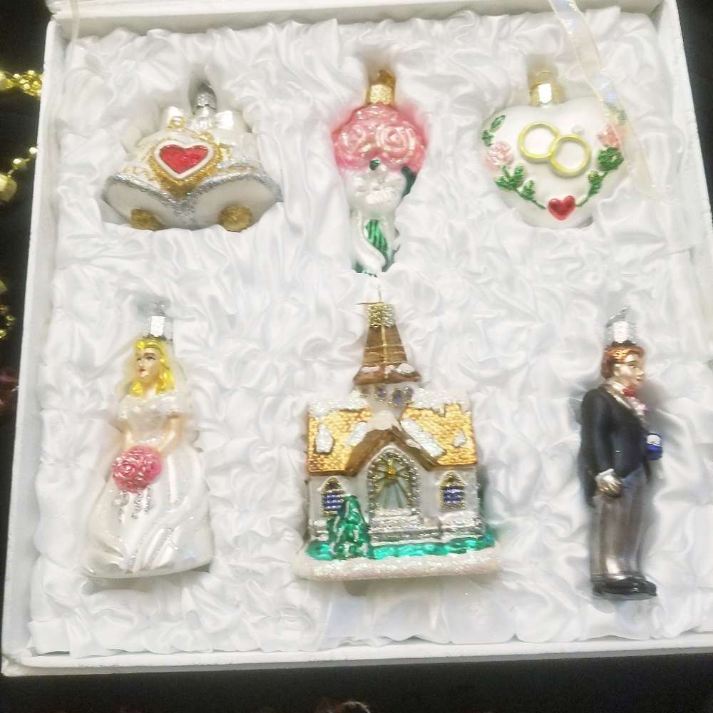 Merck Old World Christmas Boxed Wedding Ornament S